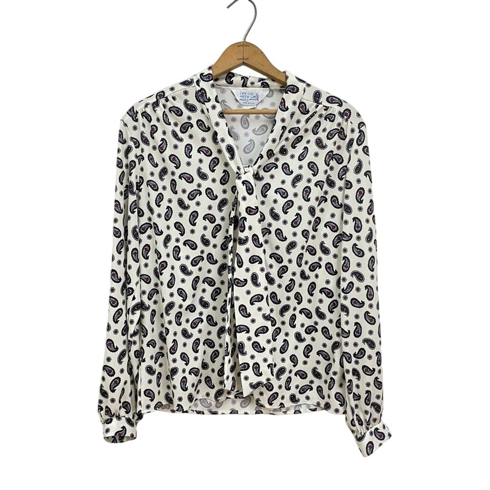 Vintage CAPE COD MATCH MATES Size 12 White Paisley Tie Neck Button Down Blouse